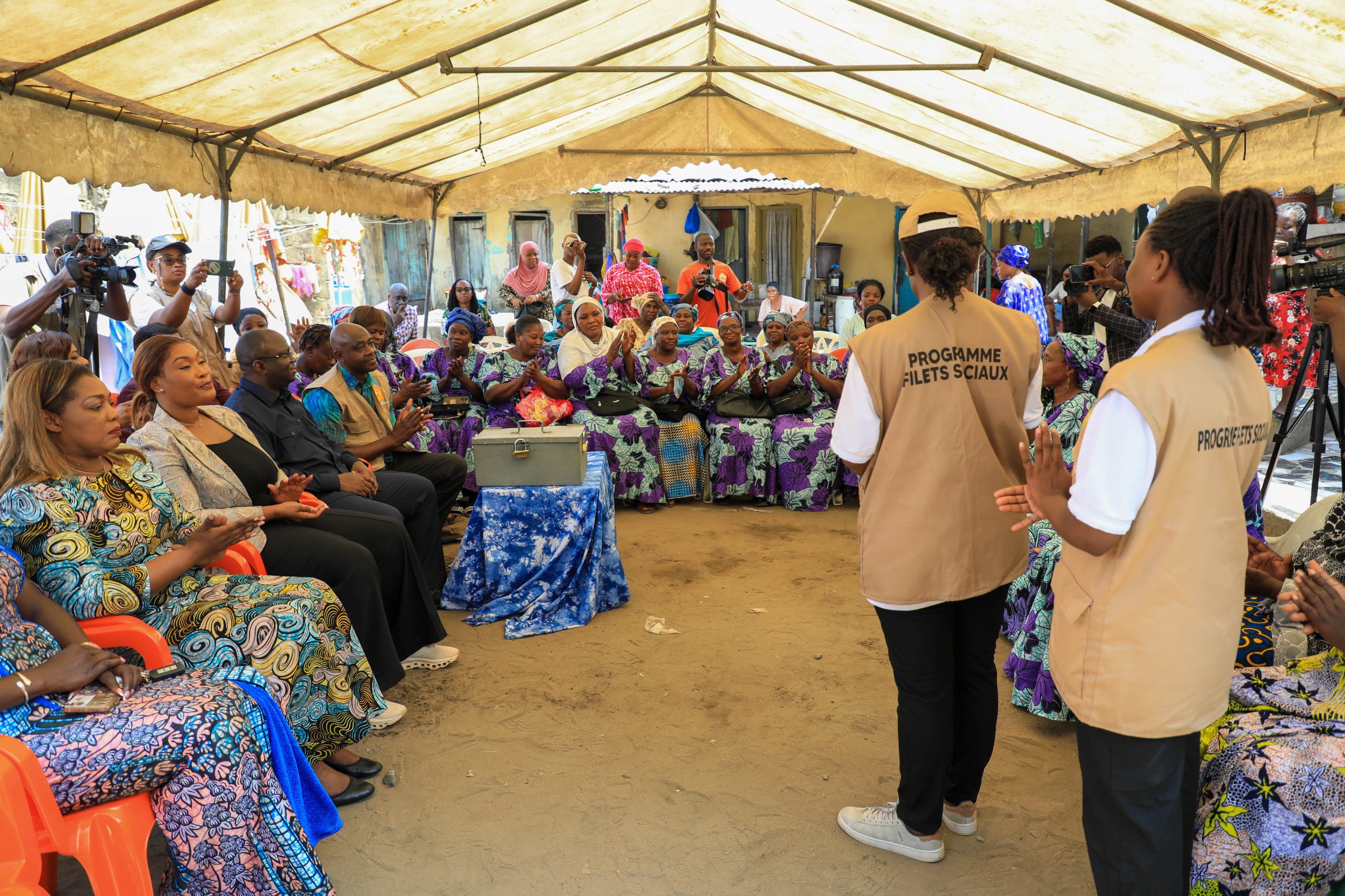 Leçon d’une visite de terrain de la Ministre de tutelle auprès des bénéficiaires du Programme Filets Sociaux